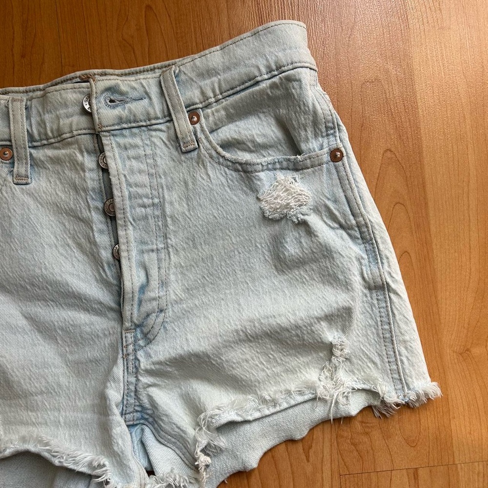 GAP Denim Shorts - Picture 3 of 7